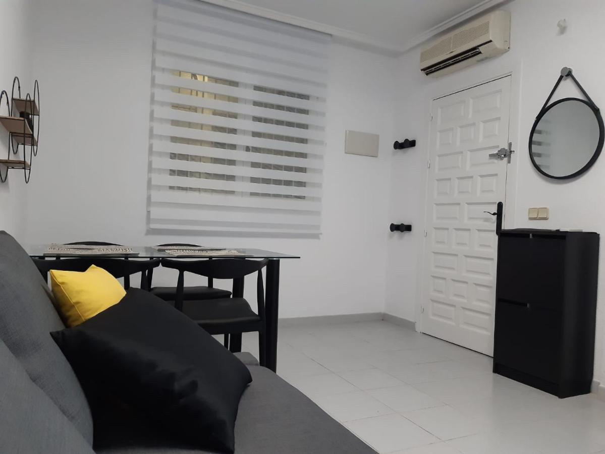 Lovely Apart 3 Minutes To The Beach Torrevieja Eksteriør billede